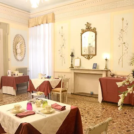 B&B Palazzo Camozzini 3*