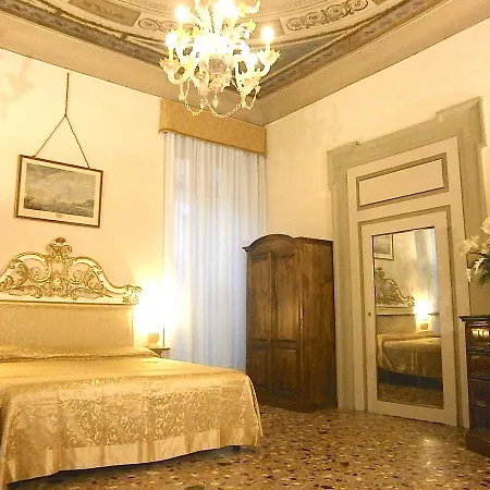 B&B Palazzo Camozzini 3*