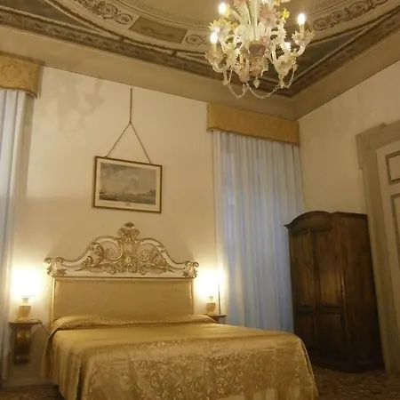 B&B Palazzo Camozzini 3* Verona