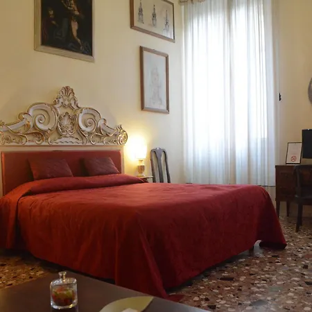 B&B Palazzo Camozzini